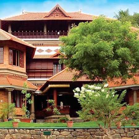 Amrutham Ayurvedic Village Resort Ковалам Екстер'єр фото