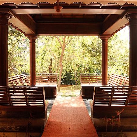 Amrutham Ayurvedic Village Resort Ковалам Екстер'єр фото