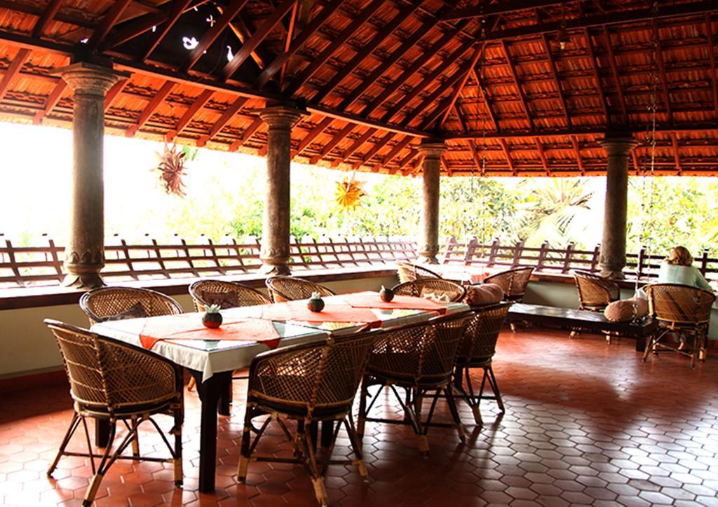 Amrutham Ayurvedic Village Resort Ковалам Екстер'єр фото