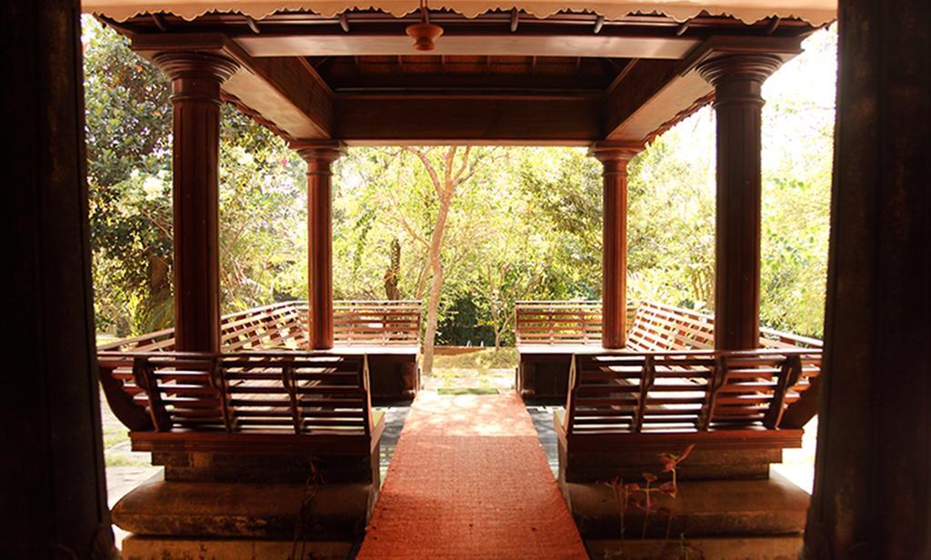 Amrutham Ayurvedic Village Resort Ковалам Екстер'єр фото
